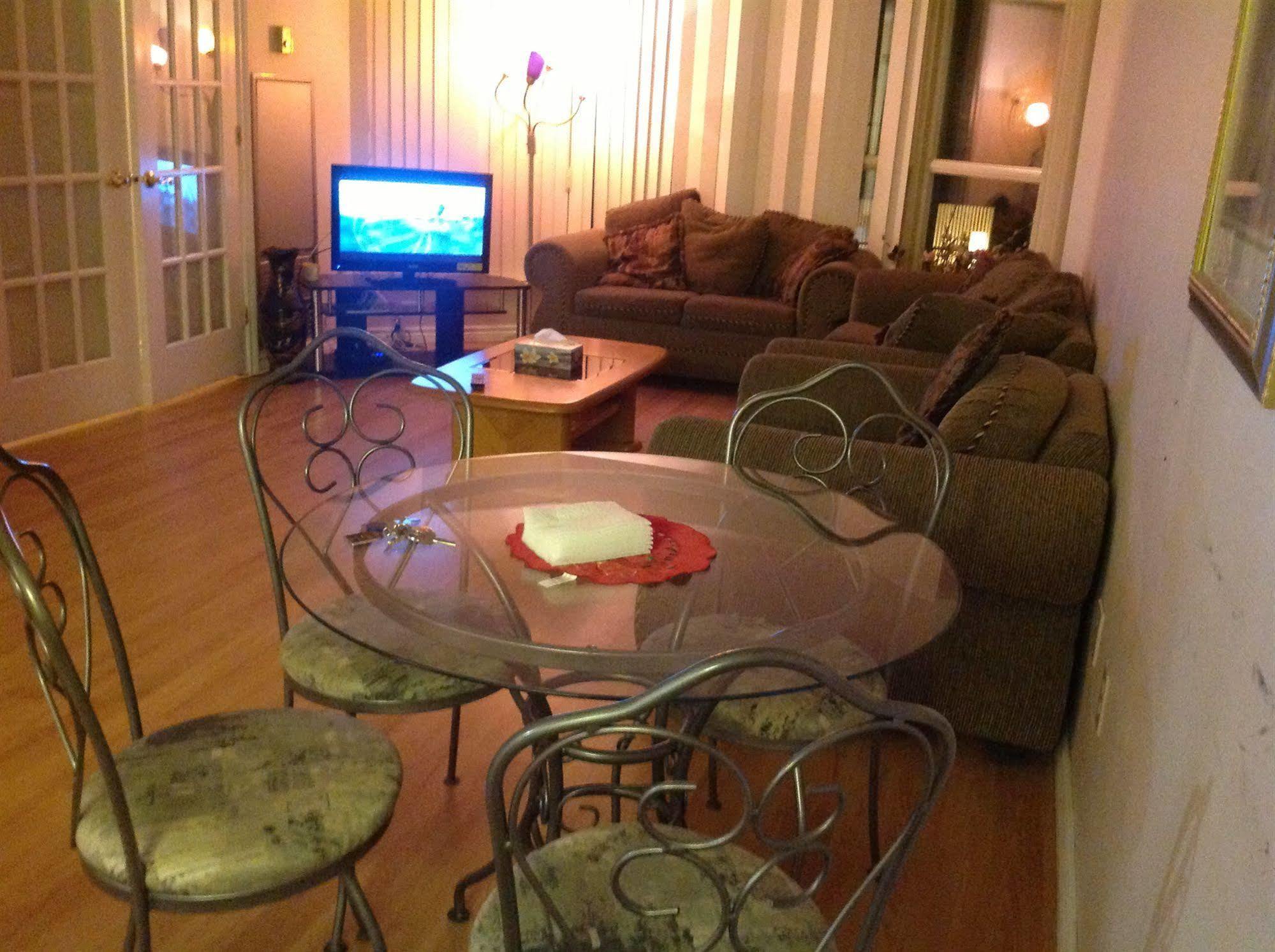 Oxford Furnished Apartments, Mississauga Exterior photo