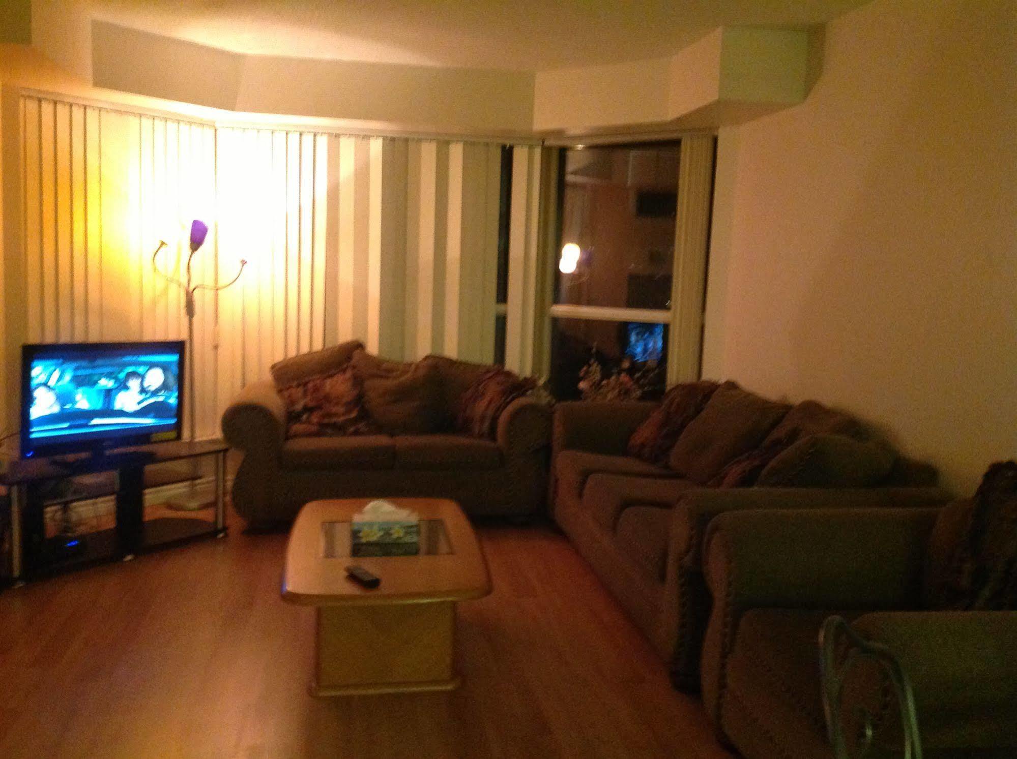 Oxford Furnished Apartments, Mississauga Exterior photo