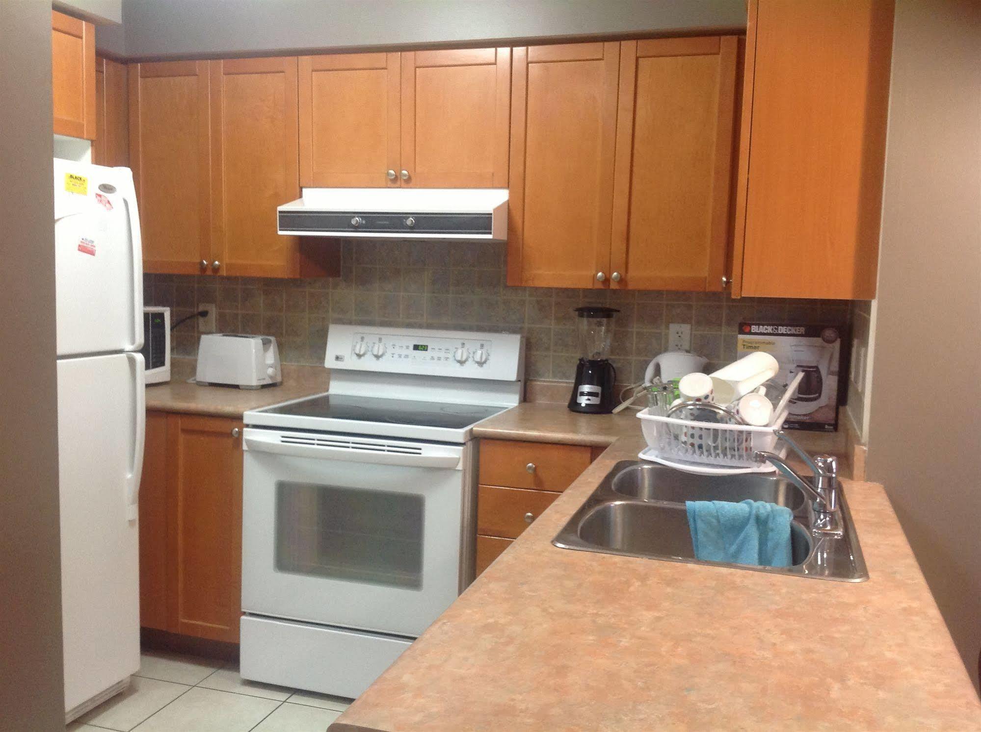 Oxford Furnished Apartments, Mississauga Exterior photo
